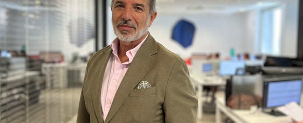 Miguel-ángel-juliá-property-and-casulaty-jhasa-senior-executive