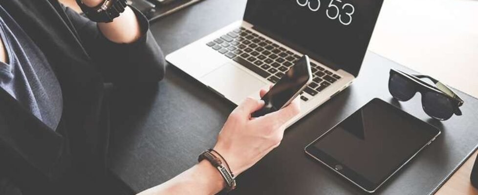 fichar-trabajo-jornada-intensiva-horario-teletrabajo-gratuita