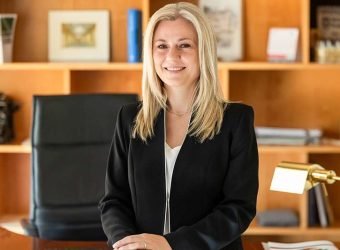 Laura Lopez - Mutua Propietarios