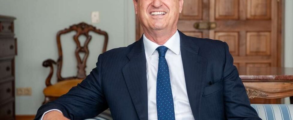 SABADELL CESAR GONZALEZ BUENO