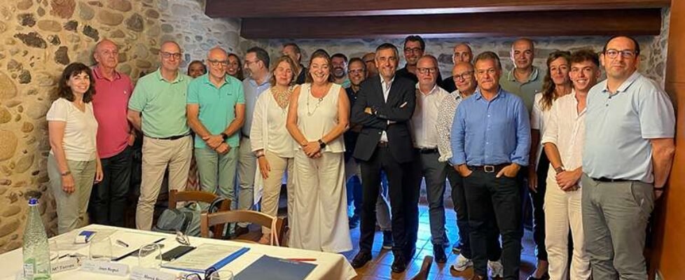 encuentro entidades colegio girona