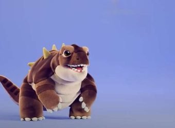 Europ assistance campaña nunca se saba- dinosaurio