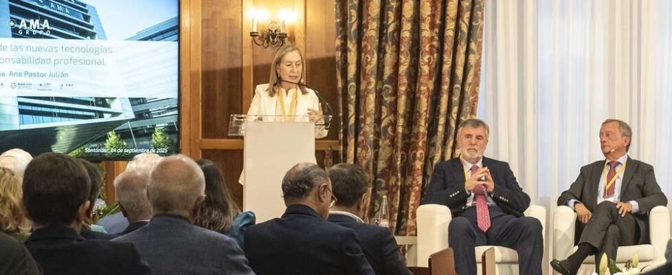 AMA ANA PASTOR ESCUELA PROFESION MEDICA (002)