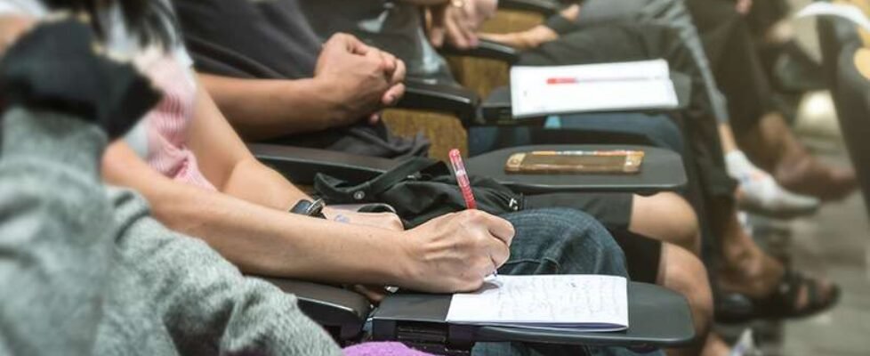 Comienza el Máster en Dirección de Entidades Aseguradoras y Financieras de la UB