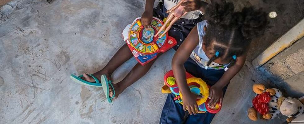 fundacion mapfre - 100 mil pisos