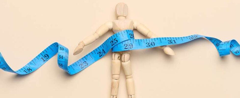 Adeslas lanza una campaña formativa e informativa contra la obesidad