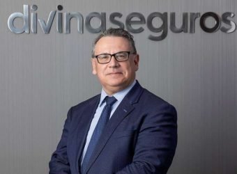 Jose Vicente Moreno - Divina