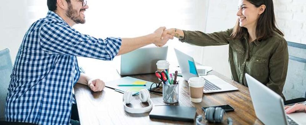 El Colegio de Girona pone en marcha su nueva bolsa de trabajo