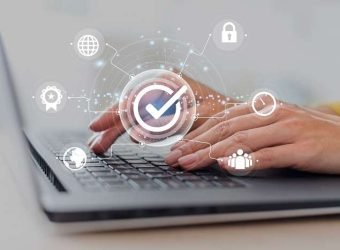 qaracter CIBERSEGUROS_