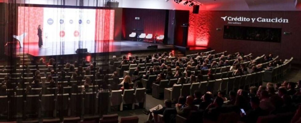 CREDITO Y CAUCIÓN AGENTES