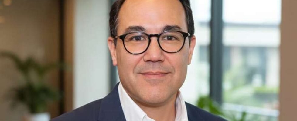 Carlos Henríquez - Blackfin