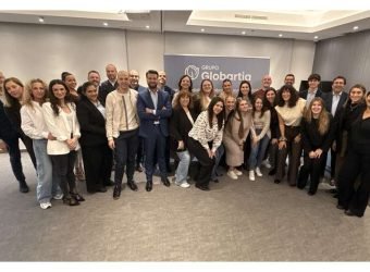 Empleados Grupo Globartia primeras jornadas formativas garantía mecánica