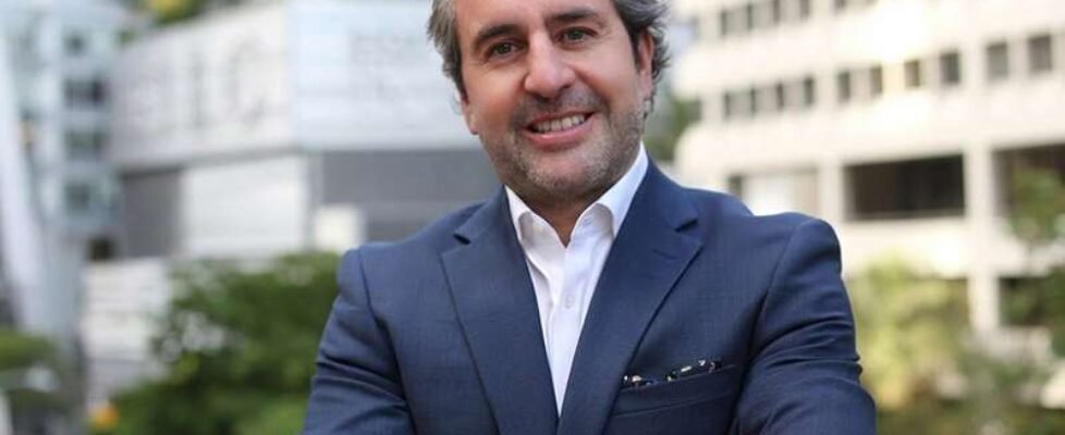 Jose Astorqui - Crew reinsurance brokers