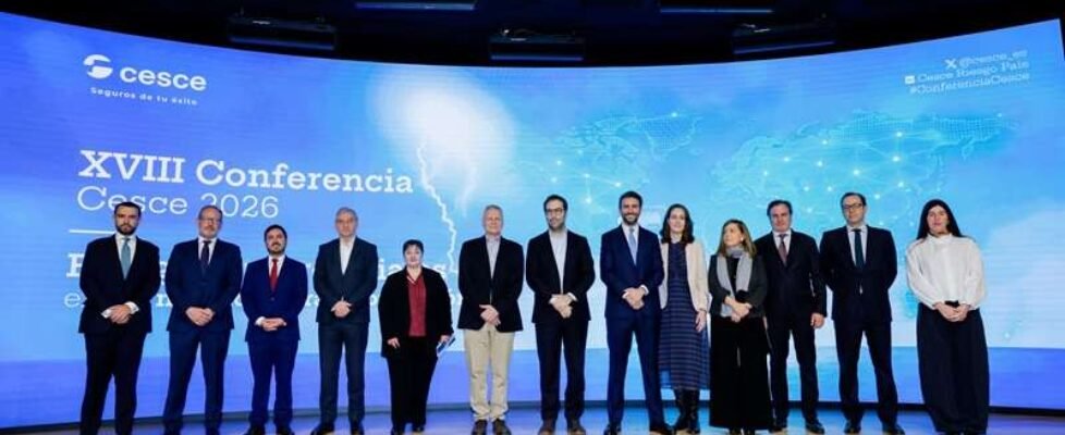 20260316 Conferencia anual Cesce Foto de Familia