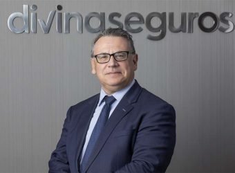 Jose Vicente Moreno - Divina