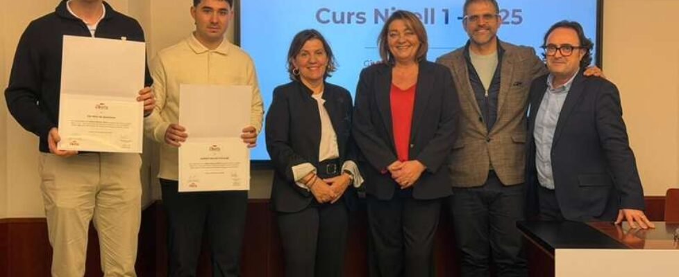 becas curso nivel 1 2025 asefa y colegio girona 2026